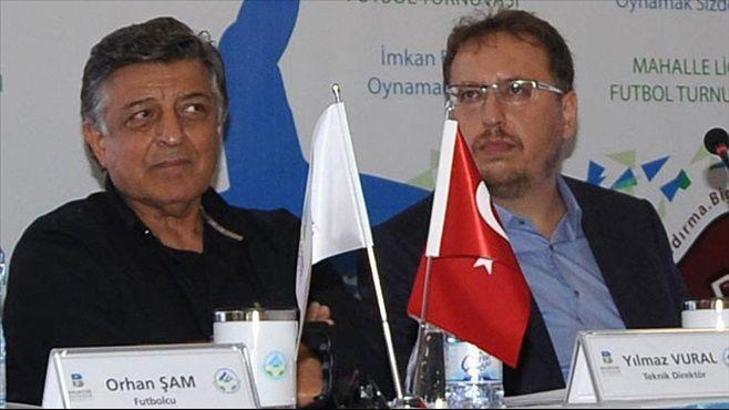Yılmaz Vural Balıkesir'de ilgi odağı oldu
