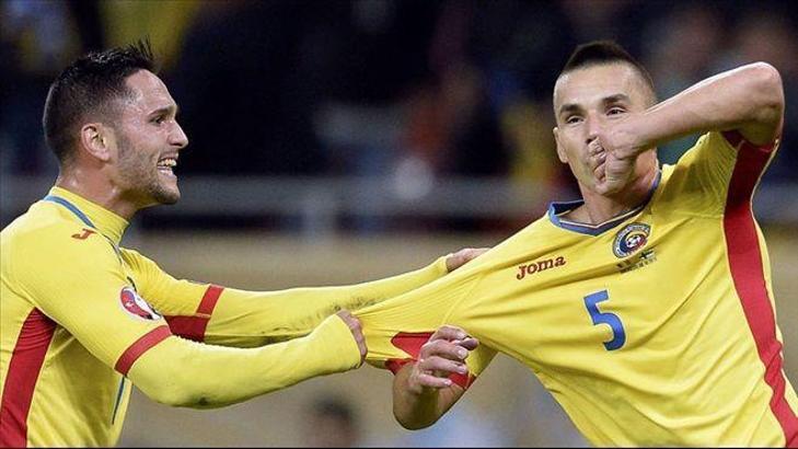 Kuzey İrlanda ve Romanya Euro 2016'yı garantiledi