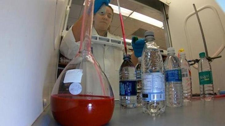 11 büyük markanın suyunda plastik maddeler bulundu