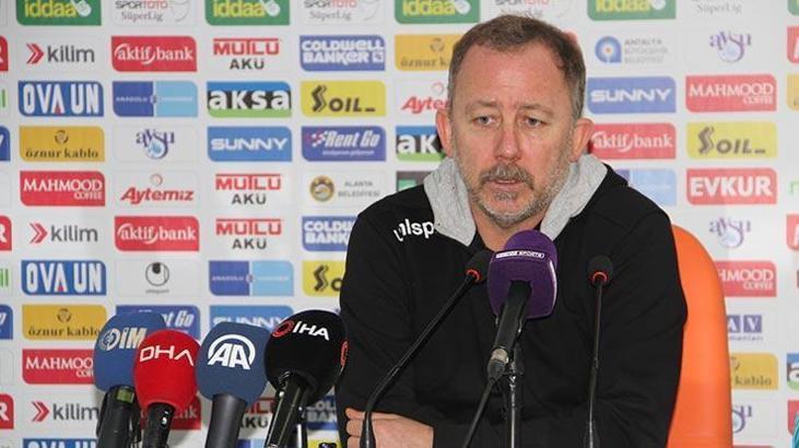 Sergen Yalçın: 1-2 transfer yapmayı planlıyoruz