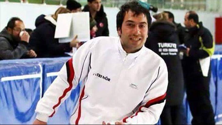 Buz hokeyi sporcusu hayatını kaybetti
