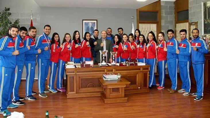MSKÜ Kickboksçularının büyük başarısı