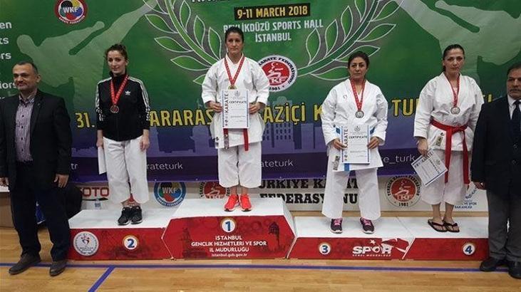 Karate' de 2 madalya birden