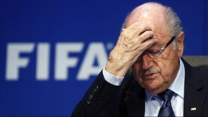 Blatter ve Platini resmen men edildi!