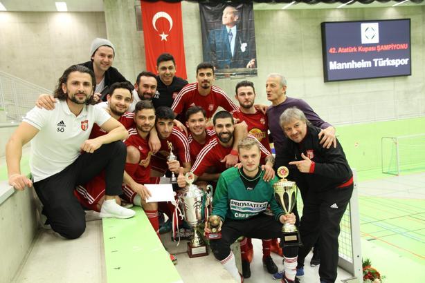 42'nci Atatürk Kupası'nın sahibi Mannheim Türkspor oldu