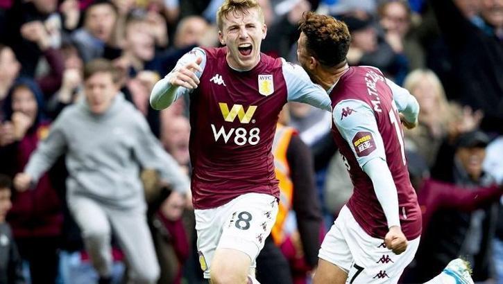 Newcastle United, Aston Villa'dan Matt Targett'i kiralık olarak kadrosuna kattı