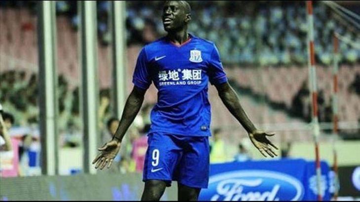 Prandelli, Demba Ba'nın hocası oluyor!