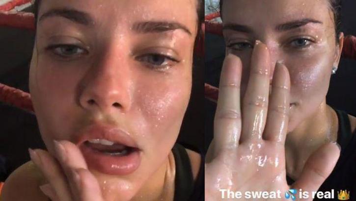 Adriana Lima ter içinde kaldı