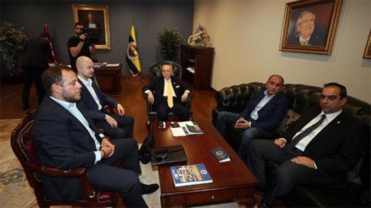 Vefa Küçük başkan adaylarının temsilcileriyle bir araya geldi