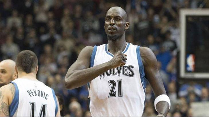 Garnett, Timberwolves'a galibiyetle başladı