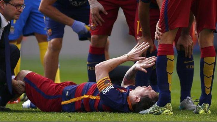 DEPREM! Barcelona'da Messi sakatlandı