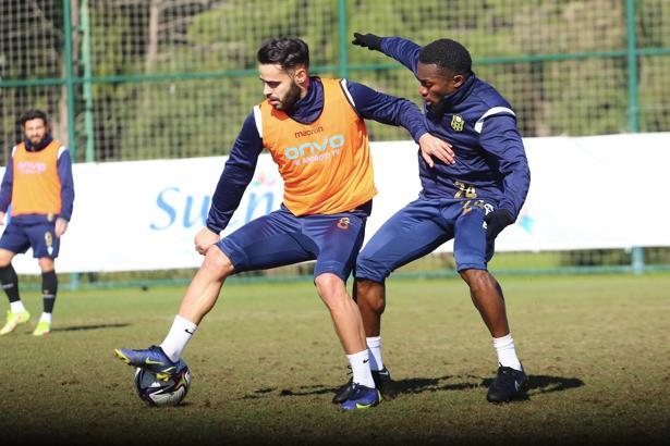 ÖK Yeni Malatyaspor'da Fatih Karagümrük mesaisi sürüyor
