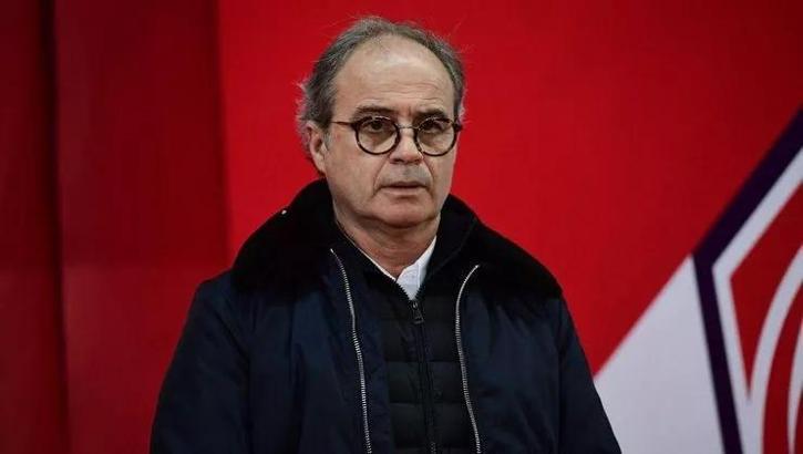 Galatasaray Luis Campos ile anlaştı