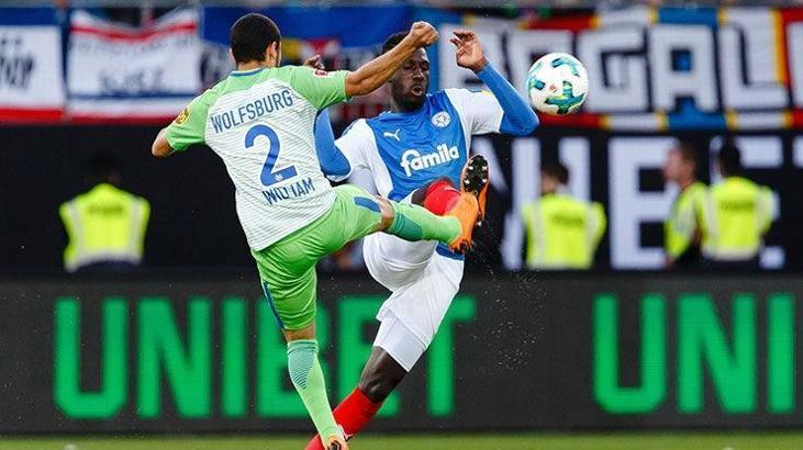Wolfsburg, Bundesliga'da kaldı