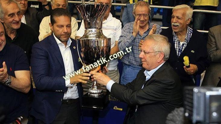 Kadınlar Basketbol Ligi'nde şampiyon Fenerbahçe