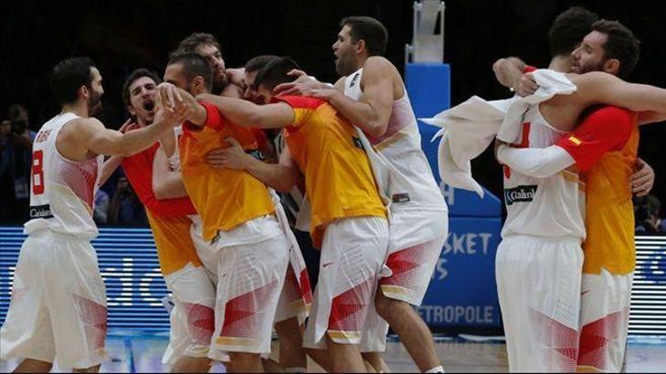 İspanya 73-71 Yunanistan