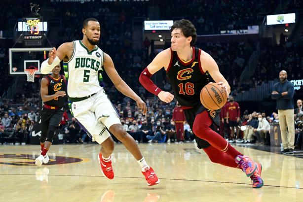 Cedi Osman'dan Milwaukee potasına 23 sayı