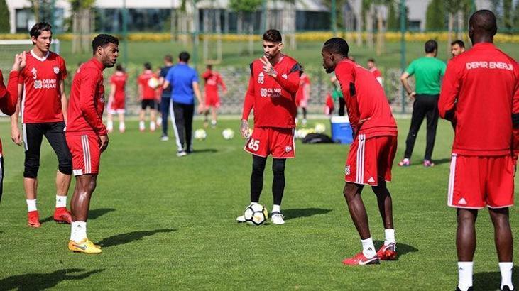 Demir Grup Sivasspor Beşiktaş maçına hazır