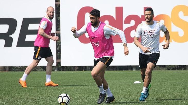 Galatasaray'da bu oyuncuların bileti kesildi