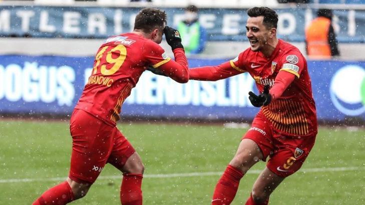 Kayserispor'da Mustafa Pektemek ameliyat olacak