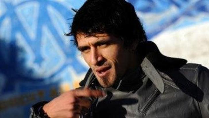 Lucho Gonzalez'e hırsızlık şoku