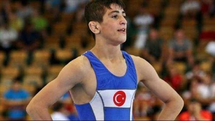 Kerem Kamal dünya 2'ncisi oldu