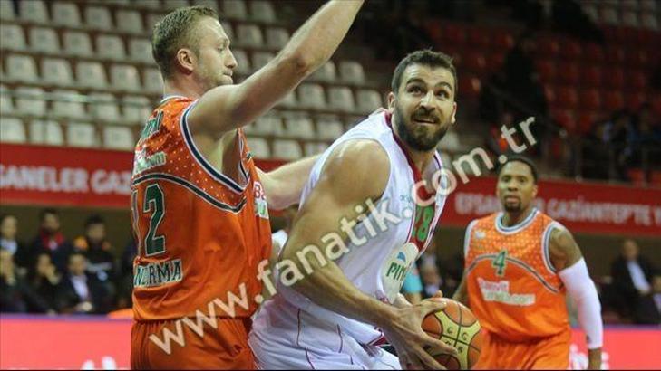 Pınar Karşıyaka 89-64 Banvit