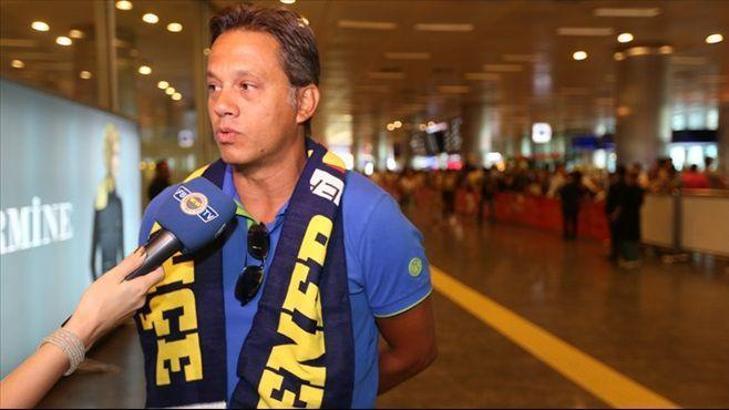 George Dikeoulakos İstanbul'da