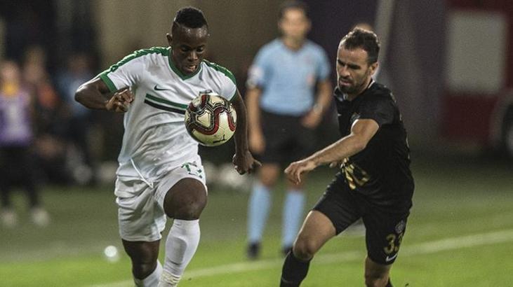 Denizlispor'da Tisdell kaldı