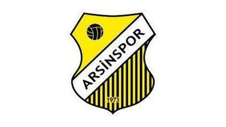 Mustafa Keleş Arsinspor'un başına geldi