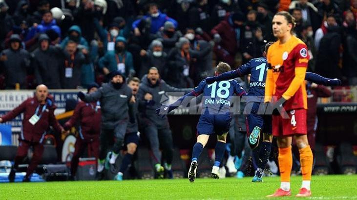 Son dakika | Galatasaray - Trabzonspor maçında olay tepki: Koskoca kulübü rezil ettiniz