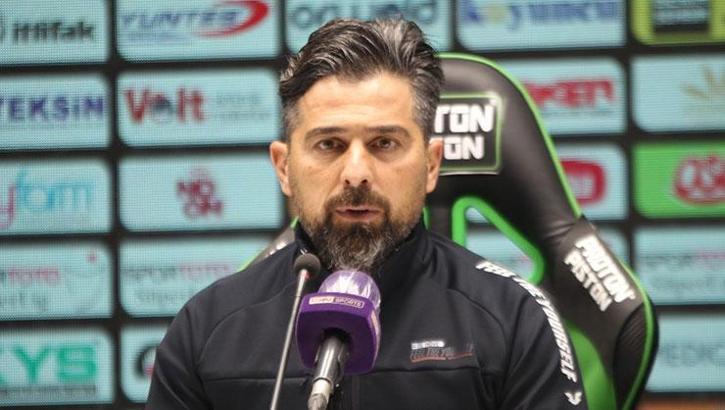 Konyaspor Teknik Direktörü İlhan Palut: “Çok değerli bir 3 puan aldık”