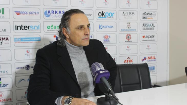 Bandırmaspor'da Mustafa Gürsel'den oyuncularına tebrik