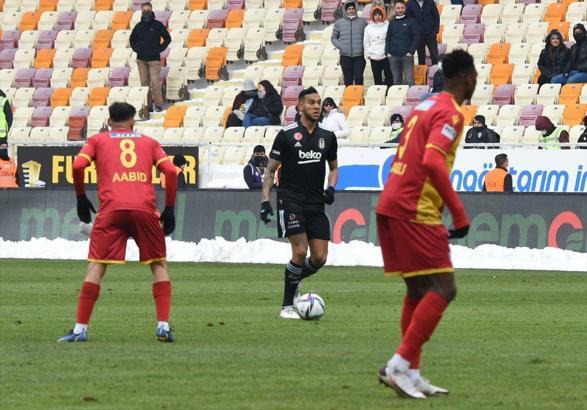 Son dakika! Beşiktaş'a Josef'ten kötü haber