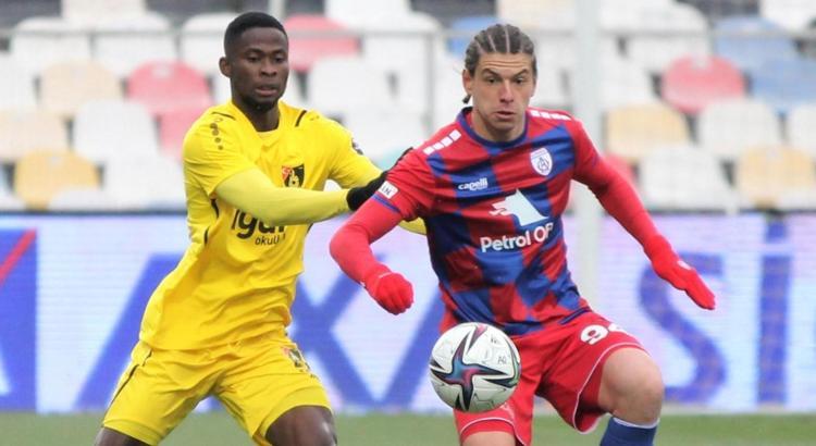 Trabzonspor haberi... Altınordu'ya Enis Destan jesti