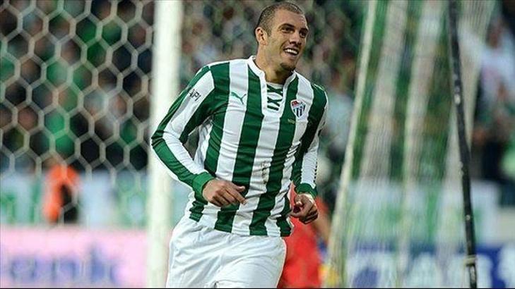 Bursasporlu futbolcular transferin gözdesi