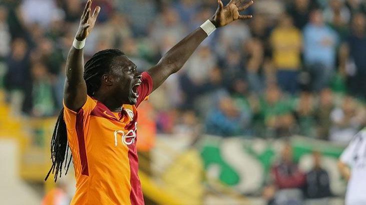 Bafetimbi Gomis'in hedefi Alex de Souza!