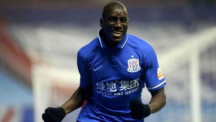 Fenerbahçe'den Demba Ba sürprizi!