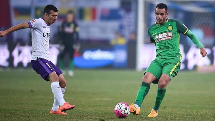 Galatasaray'da Belhanda'nın yerine Renato Augusto!