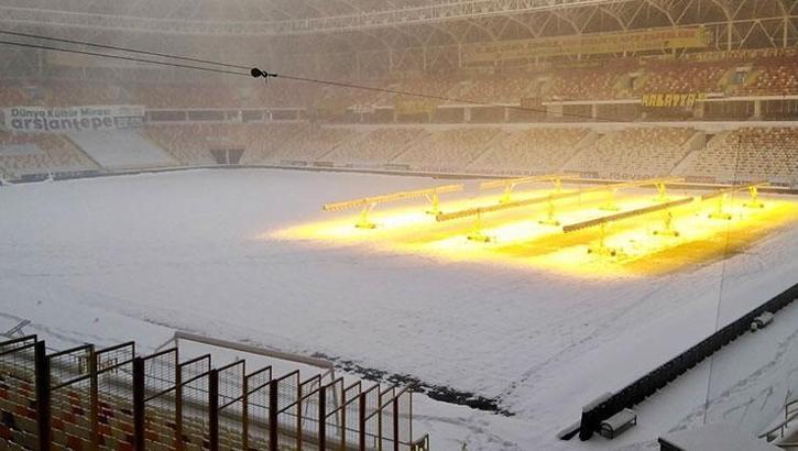 Eksi 5 derecede gündüz maçı: Yeni Malatyaspor - Beşiktaş