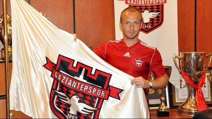 Gaziantepspor, Larsson'u renklerine kattı