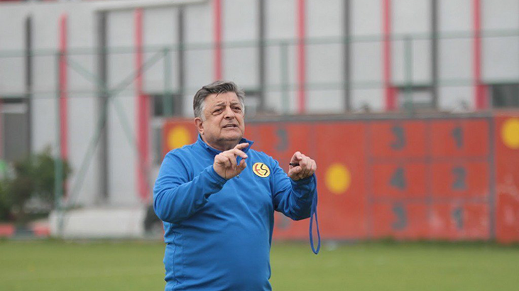 Yılmaz Vural'dan Eskişehirspor'a destek