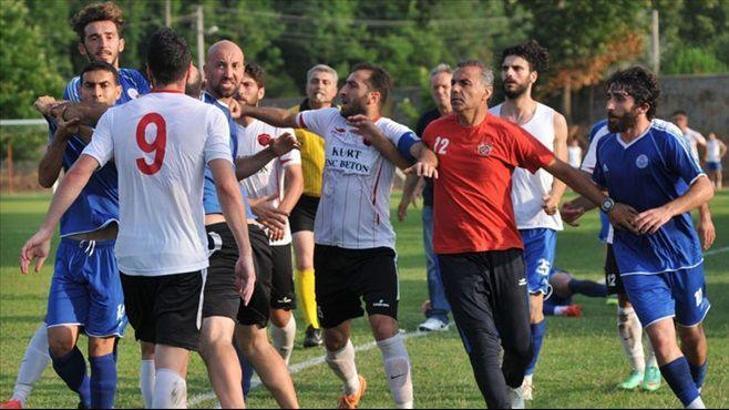 Hazırlık maçında yumruklar konuştu