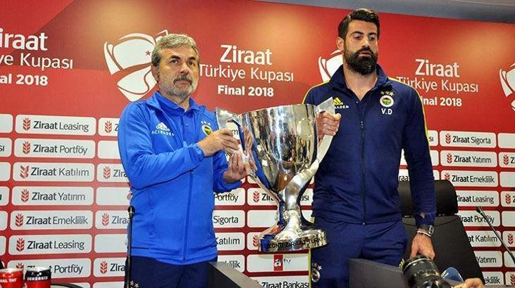 Aykut Kocaman: Şampiyonluk elimizden kaçarsa, sebeplerden bir tanesi Akhisar
