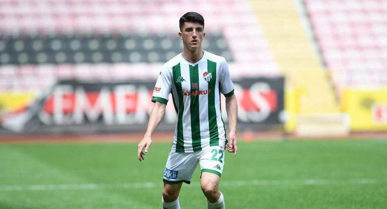 Son dakika! Fenerbahçe, Taha Altıkardeş transferini bitiriyor