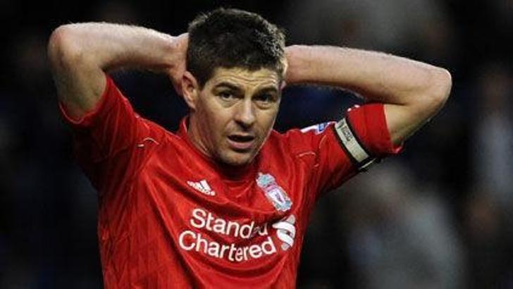 Gerrard 1 ay yok!