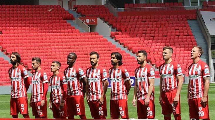 Samsunspor yıldızlarıyla vedalaşıyor