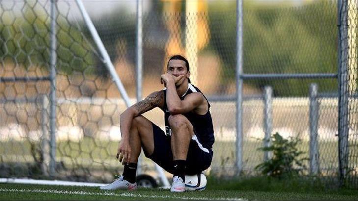 Ibrahimovic için resmi açıklama!