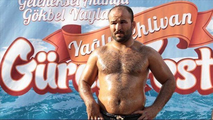 Orhan Okulu yine şampiyon