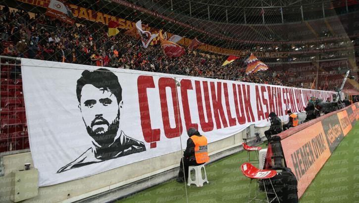 Galatasaray - Kasımpaşa maçında Ahmet Çalık unutulmadı